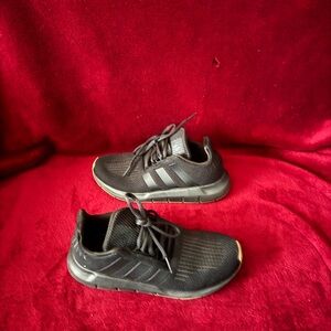 Adidas boy’s Black Sneakers